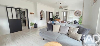 /international/fr/sainte-gemme-charente-310106413752/