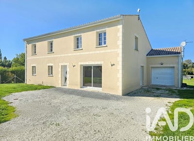 /international/fr/saint-fort-sur-le-ne-charente-310108863049/