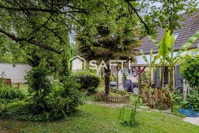/international/fr/esches-picardie-310108704883/