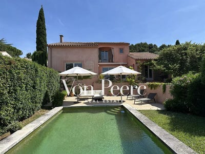 /international/fr/pujaut-languedoc-roussillon-310108248958/?lang=it