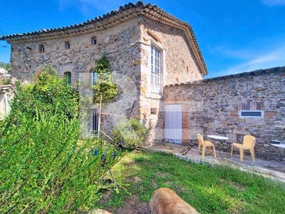 /international/fr/lasalle-languedoc-roussillon-310107414618/