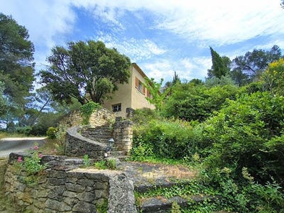 /international/fr/carpentras-provence-alpes-cote-d-azur-310101337827/