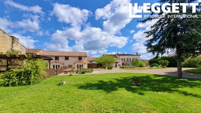 /international/fr/villefagnan-charente-310108101838/
