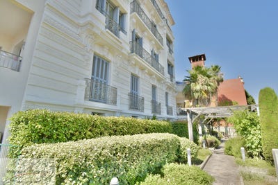 /international/fr/grasse-provence-alpes-cote-d-azur-310110161787/