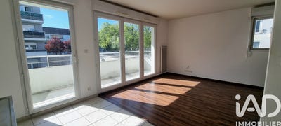 /international/fr/tours-centre-val-de-loire-310107292913/