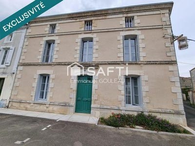 /international/fr/coulon-charente-310107221341/