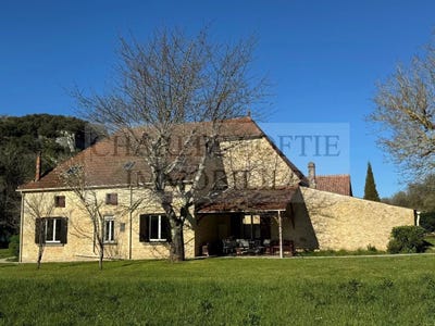 /international/fr/montcabrier-midi-pyrenees-310108789547/