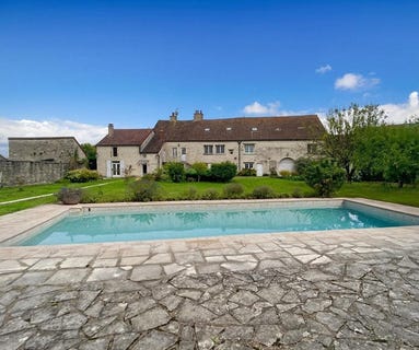 /international/fr/nitry-burgundy-310107582467/