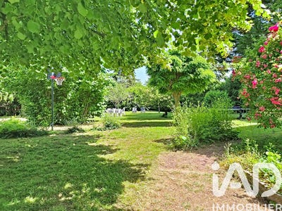 /international/fr/luynes-centre-val-de-loire-310108428492/