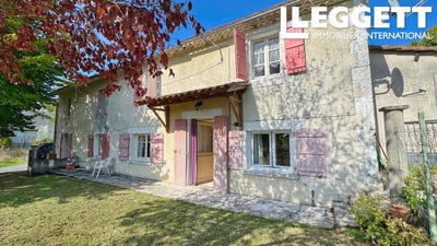 /international/fr/comberanche-et-epeluche-aquitaine-310102552539/