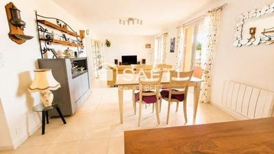 /international/fr/talmont-saint-hilaire-pays-de-la-loire-310108565923/