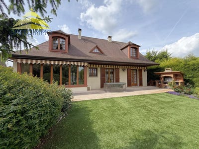 /international/fr/mandres-les-roses-ile-de-france-310108087642/