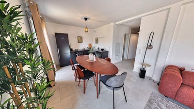 /international/fr/avrille-pays-de-la-loire-310108726203/