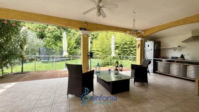 /international/fr/arpaillargues-et-aureillac-languedoc-roussillon-310099620426/?lang=zh-cn