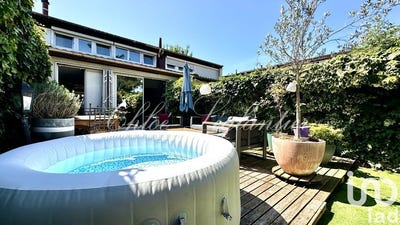 /international/fr/la-queue-en-brie-ile-de-france-310100931546/
