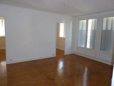 /international/fr/1-rue-pouchelon-bourgoin-jallieu-rhone-310106549040/