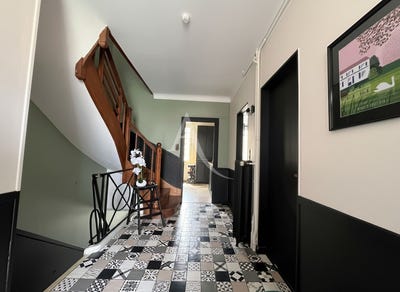 /international/fr/fontenay-le-comte-pays-de-la-loire-310107941552/