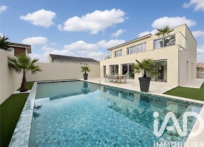 /international/fr/creon-aquitaine-310105206549/