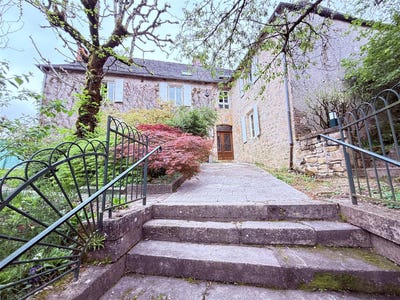 /international/fr/ayen-limousin-310107743144/