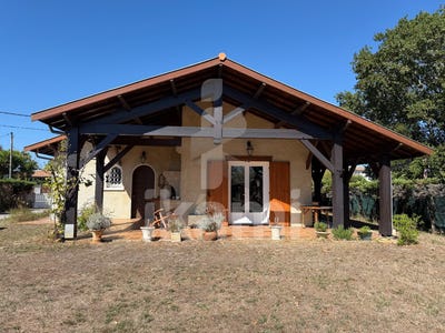 /international/fr/gujan-mestras-aquitaine-310120046922/