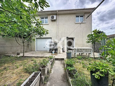 /international/fr/saint-denis-ile-de-france-310108596503/