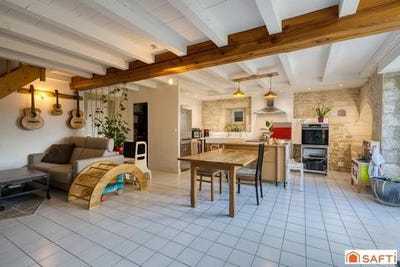 /international/fr/saint-porchaire-charente-310108898643/