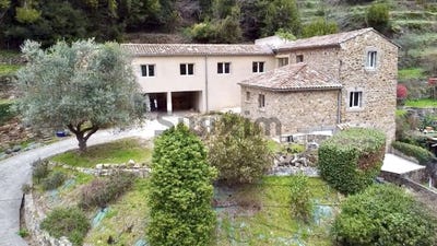 /international/fr/robiac-rochessadoule-languedoc-roussillon-310106237106/