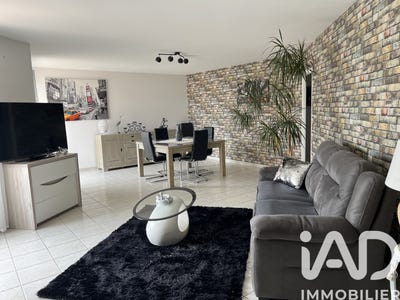 /international/fr/saint-romain-de-benet-charente-310108049024/