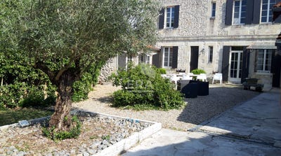 /international/fr/moulis-en-medoc-aquitaine-310108100605/