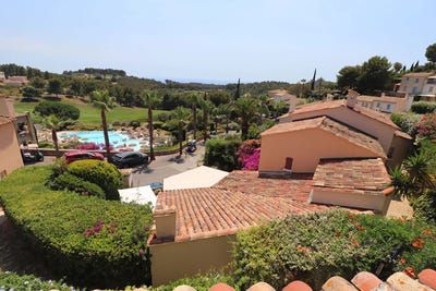 /international/fr/saint-cyr-sur-mer-provence-alpes-cote-d-azur-310100576921/