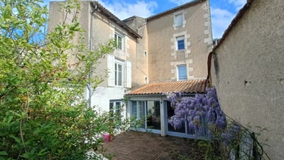 /international/fr/neuville-de-poitou-charente-310107367841/