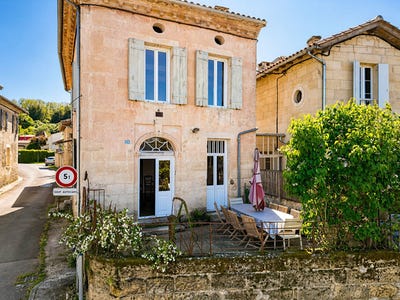 /international/fr/saint-emilion-aquitaine-310107793523/