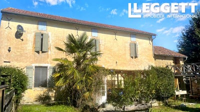 /international/fr/castelnau-riviere-basse-midi-pyrenees-120093564508/
