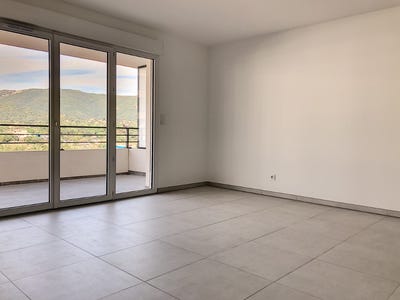 /international/fr/ajaccio-corsica-310107289994/