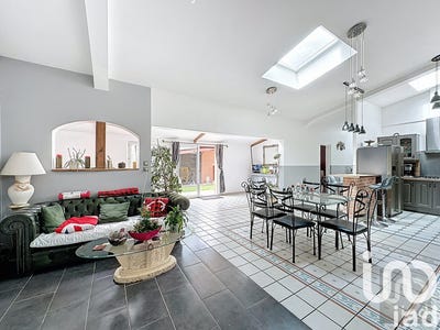 /international/fr/cauvigny-picardie-310101277648/