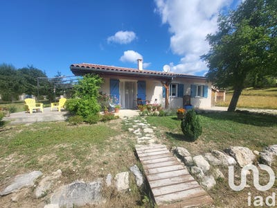 /international/fr/la-motte-chalancon-rhone-310101411755/?lang=en