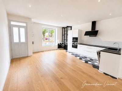 /international/fr/begrolles-en-mauges-pays-de-la-loire-310109020764/