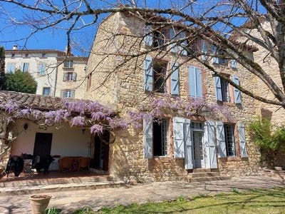 /international/fr/cordes-sur-ciel-midi-pyrenees-310098773510/