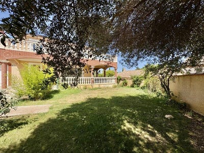 /international/fr/narbonne-languedoc-roussillon-310109174623/?lang=pt