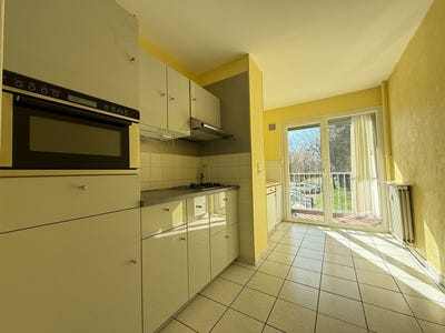 /international/fr/lons-le-saunier-franche-comte-310108053512/