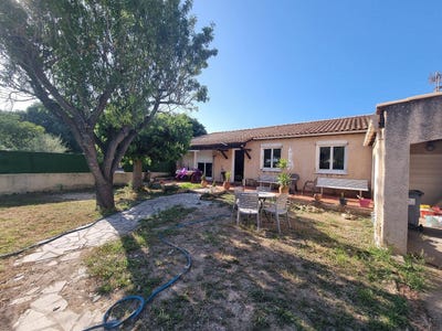 /international/fr/pezenas-languedoc-roussillon-310101087271/?lang=it