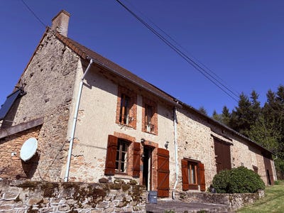 /international/fr/les-grands-chezeaux-limousin-310108329451/