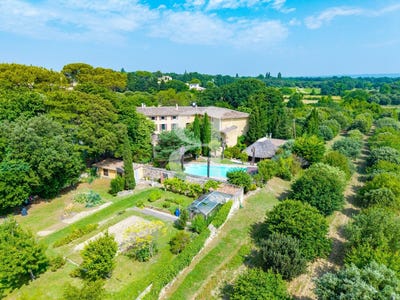 /international/fr/grignan-rhone-310108676191/?lang=th