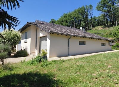 /international/fr/vieillevie-auvergne-310109113906/