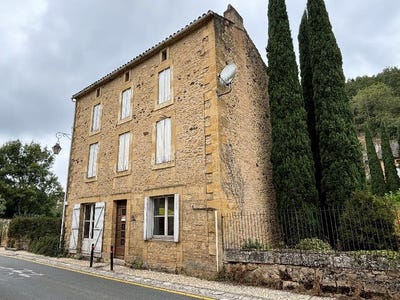 /international/fr/le-buisson-de-cadouin-aquitaine-120094701283/