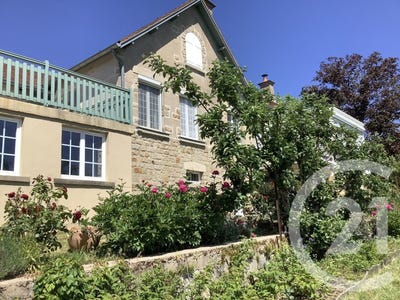 /international/fr/lormes-burgundy-310108526068/