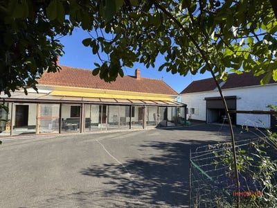 /international/fr/lurcy-levis-auvergne-310120034021/