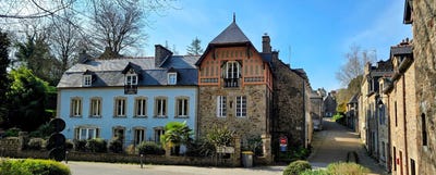 /international/fr/dinan-brittany-310107070180/