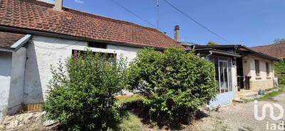 /international/fr/sennevoy-le-bas-burgundy-310100574386/