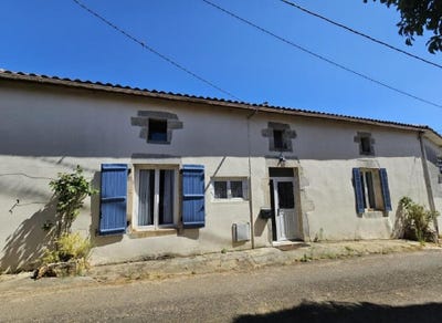 /international/fr/nanteuil-en-vallee-charente-310101017240/